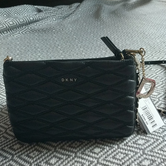 NWT DKNY Quilted Black Leather Dual Pocket X-body - Picture 3 of 3